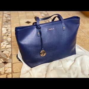 Moving into a new house. Need to make room.